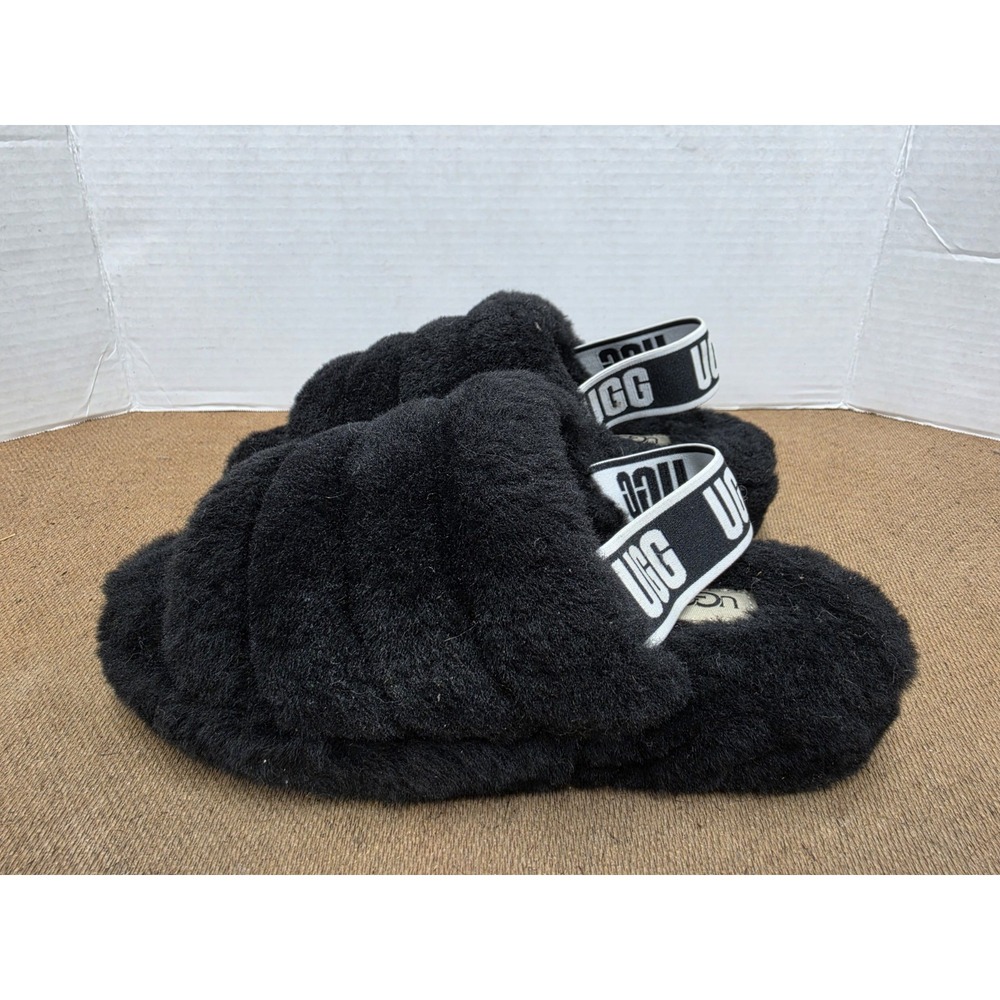 UGG Women's Fluff Yeah slide slipper Size 6 Black